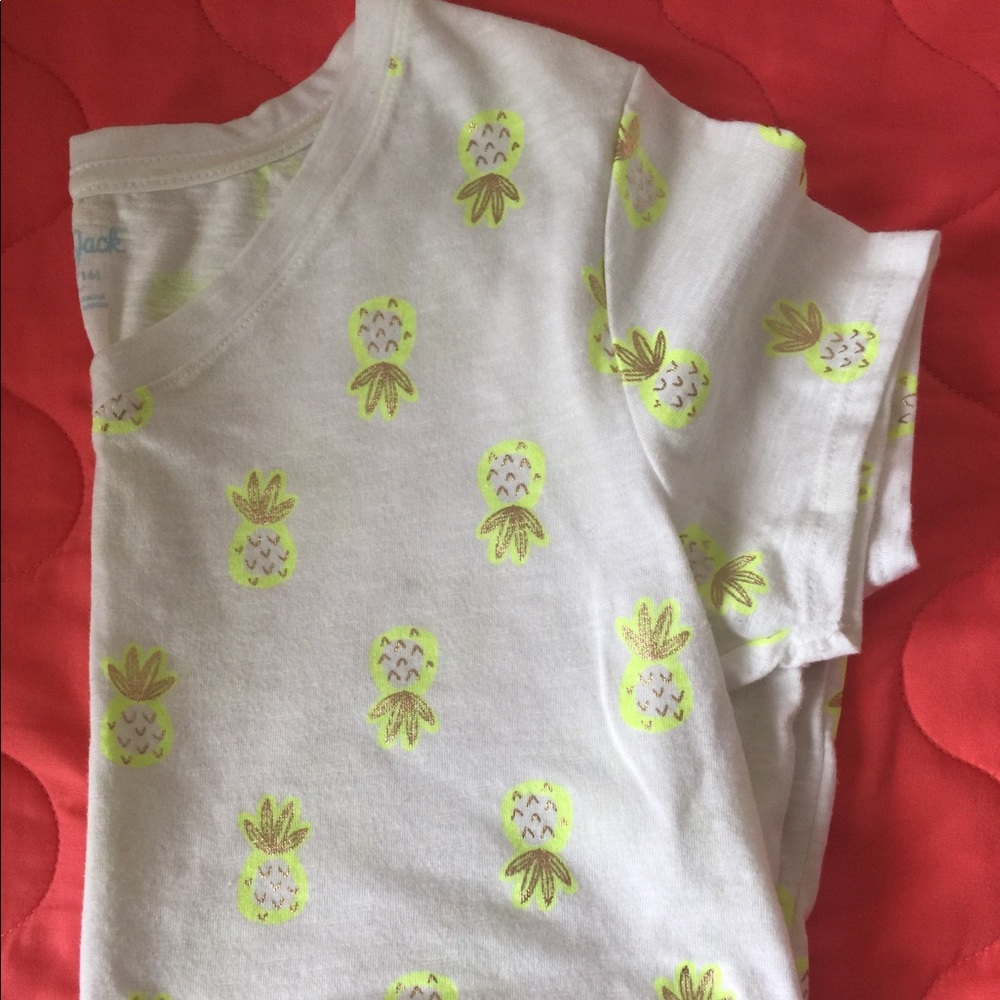 🌼Kids Cat & Jack t-shirt🌼
